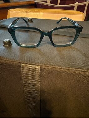 Hummingbird Teal Rectangular Readers 2.0 Strength